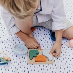 LOUISE ET GABRIEL ARTHUR - LE PUZZLE -Magasin Promotionnel Corolla 0b77d3960cadd6d456050b72e57e1fdffd884b9a 41067035 06