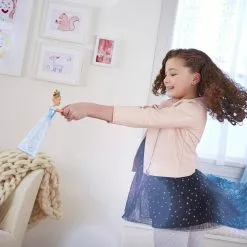 Hasbro POUPEE CENDRILLON POUSSIÈRES D'ETOILES -Magasin Promotionnel Corolla 8558d9f814a574bbe05baeaffb4e27415b02f16c 10022530 06