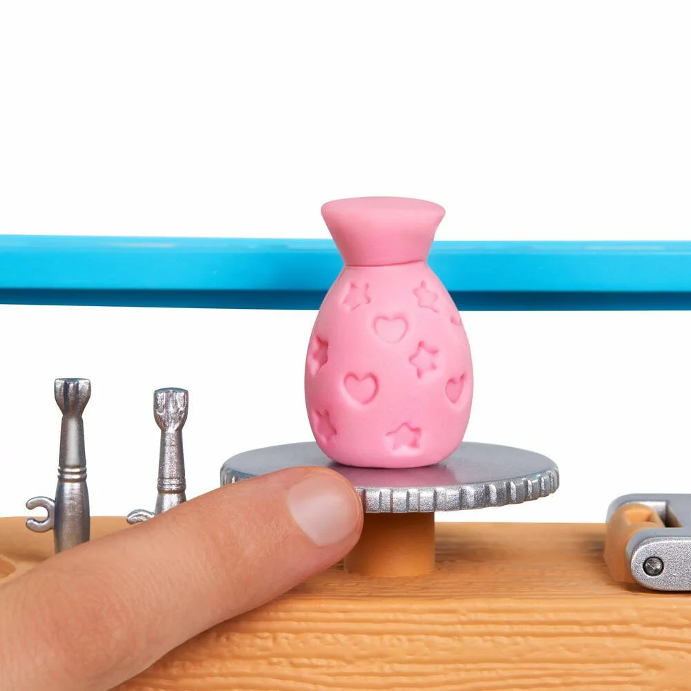 MATTEL COFFRET BARBIE ARTISTIQUE 5 MATTEL COFFRET BARBIE ARTISTIQUE – Image 5