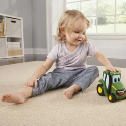 Britains JOHNNY LE TRACTEUR RADIOCOMMANDE -Magasin Promotionnel Corolla ea5e5582c8d7e761bcb37a3d78940754f451b98c 02023848 03